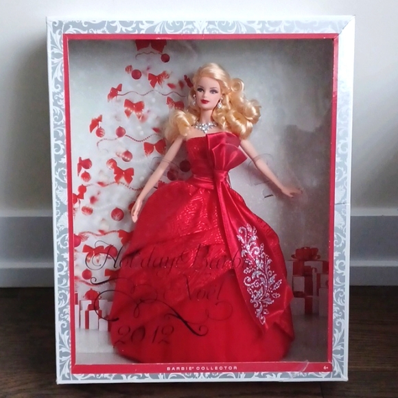 2012 Barbie Red Silvery Satin Jacquard Tulle Holiday Gown Doll Mattel #W3537 - Picture 1 of 11